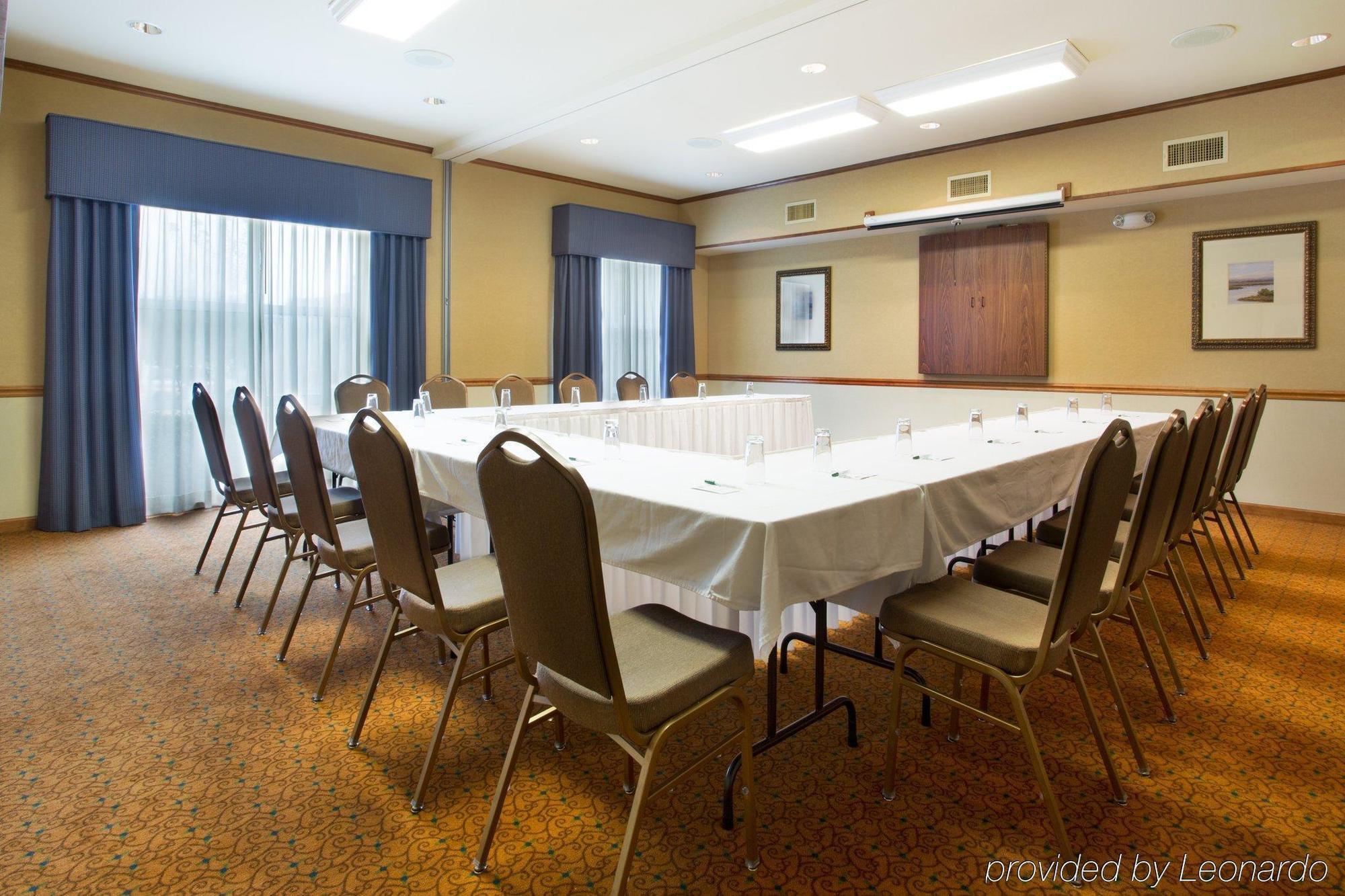 Country Inn & Suites By Radisson, Pineville, La Business photo